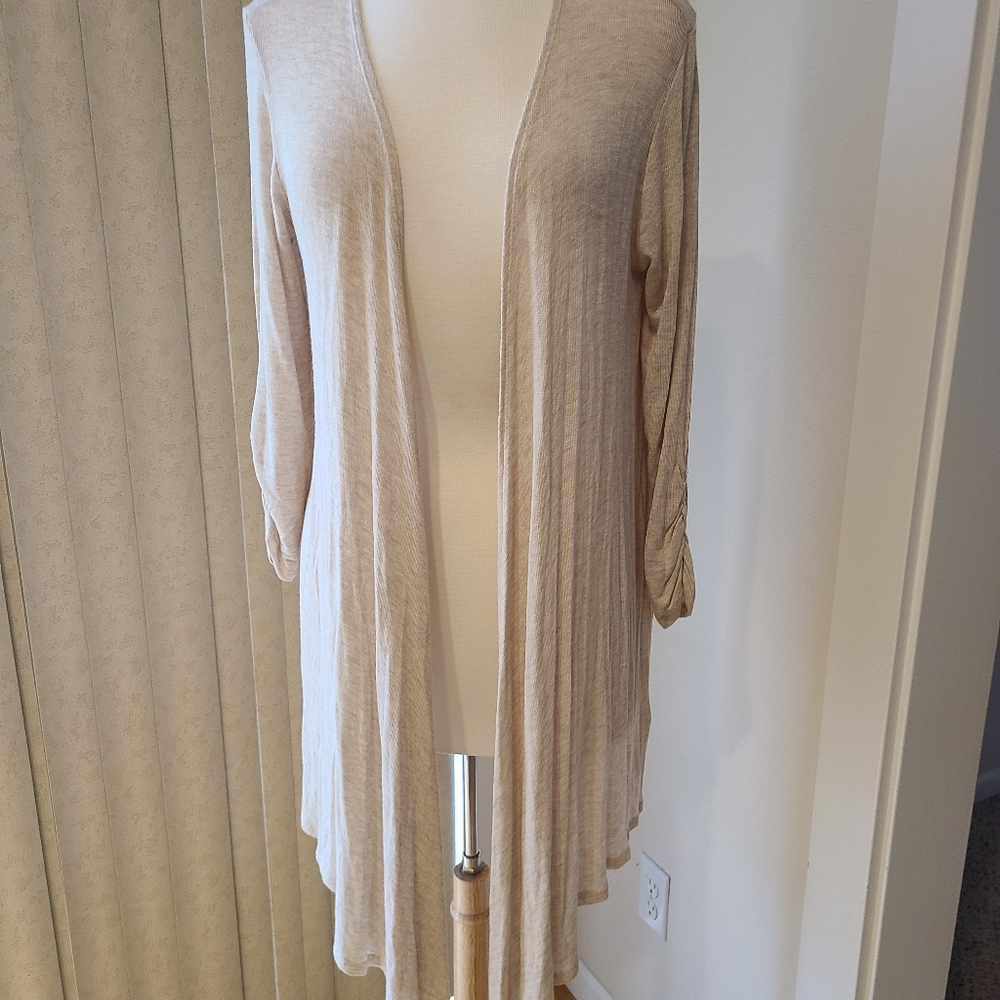 ellumiNation – Oatmeal Open-Front Topper with Ruched Sleeves (Size L)